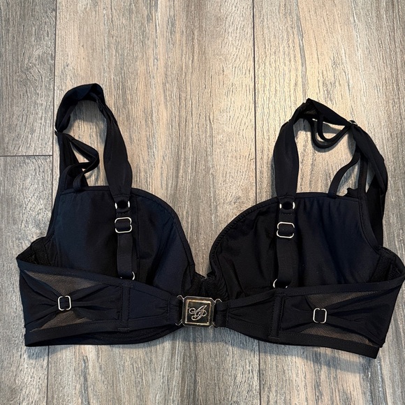 Agent Provocateur Black Bra with Strap Details - Picture 6 of 9